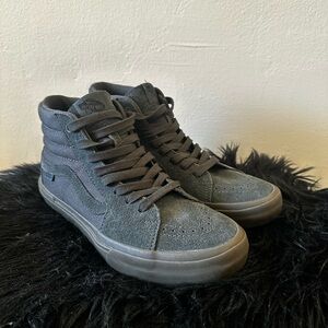 Vans Men's High-Top Sneakers - olive green suede